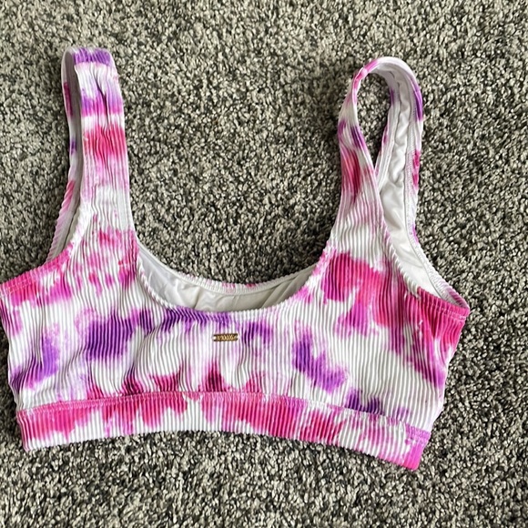 VS pink swimsuit top - Picture 2 of 2